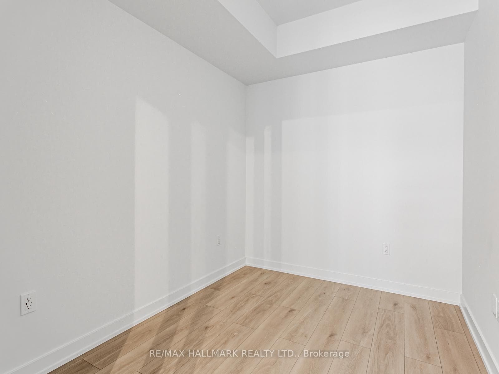 1 Fairview Road Unit 408 photo 19