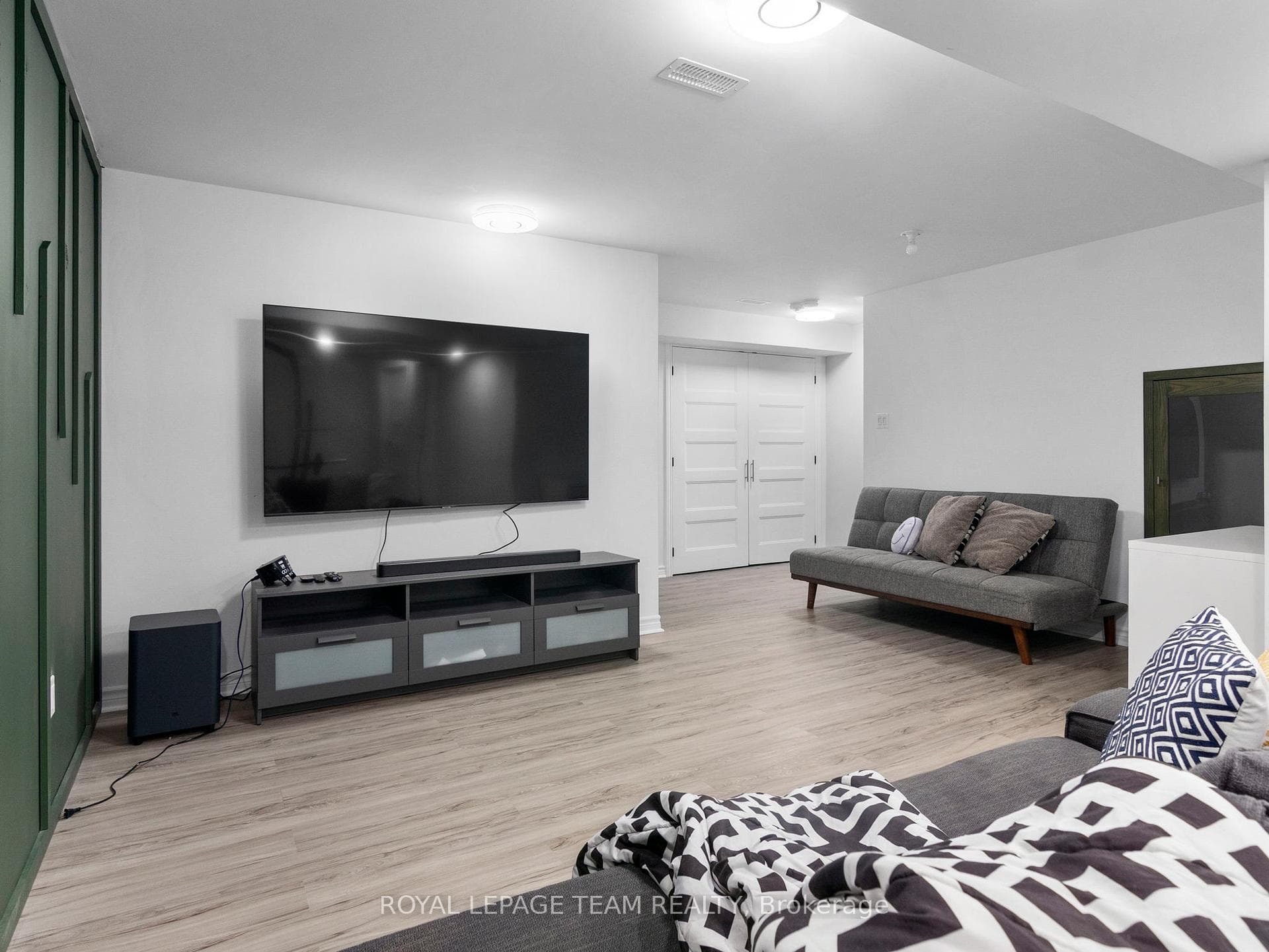 149 ARGILE Street photo 23