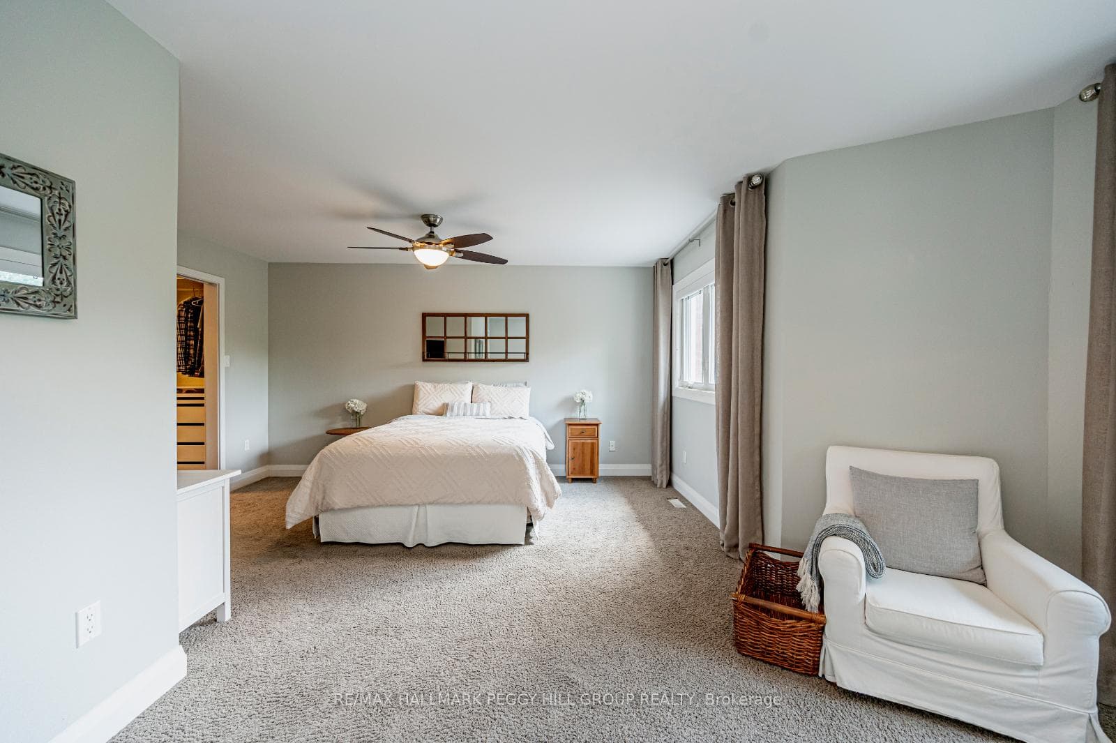 82 Golden Meadow Road photo 10