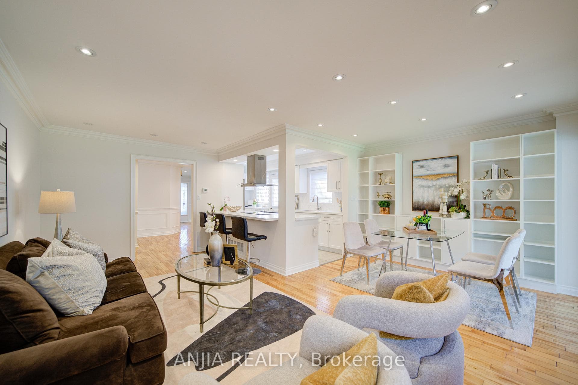 78 Baywood Court photo 18