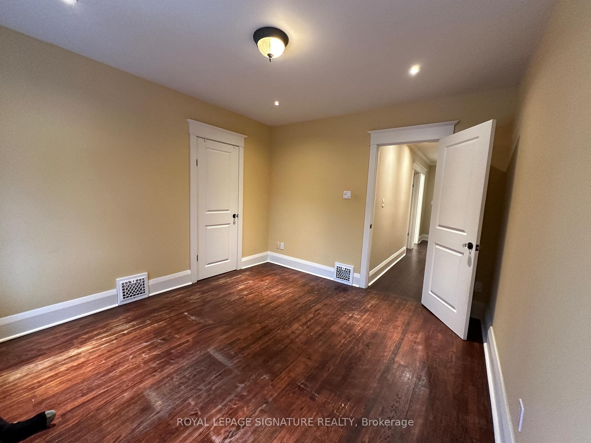 359 Balliol Street photo 11