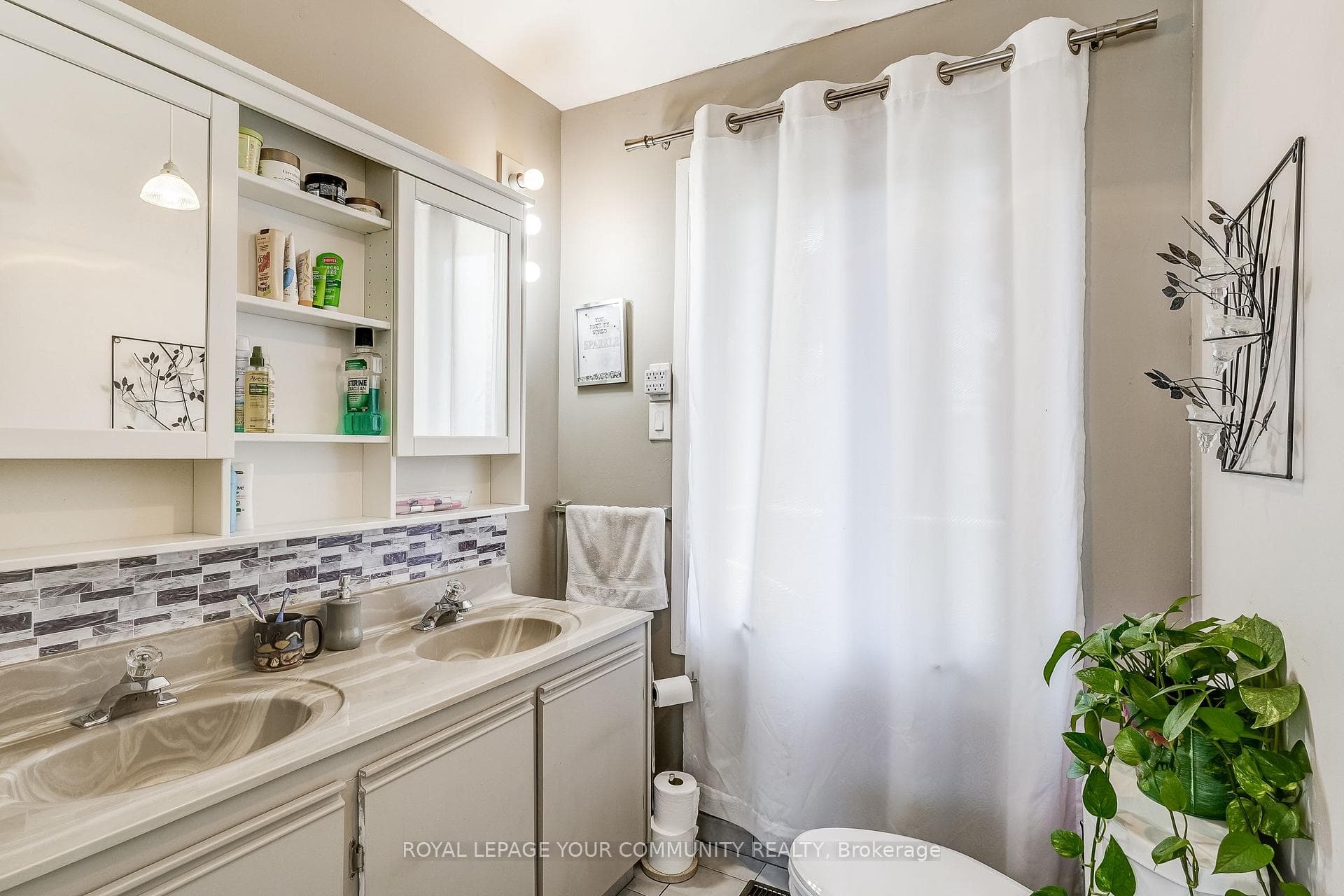 21 Pringle Avenue photo 15