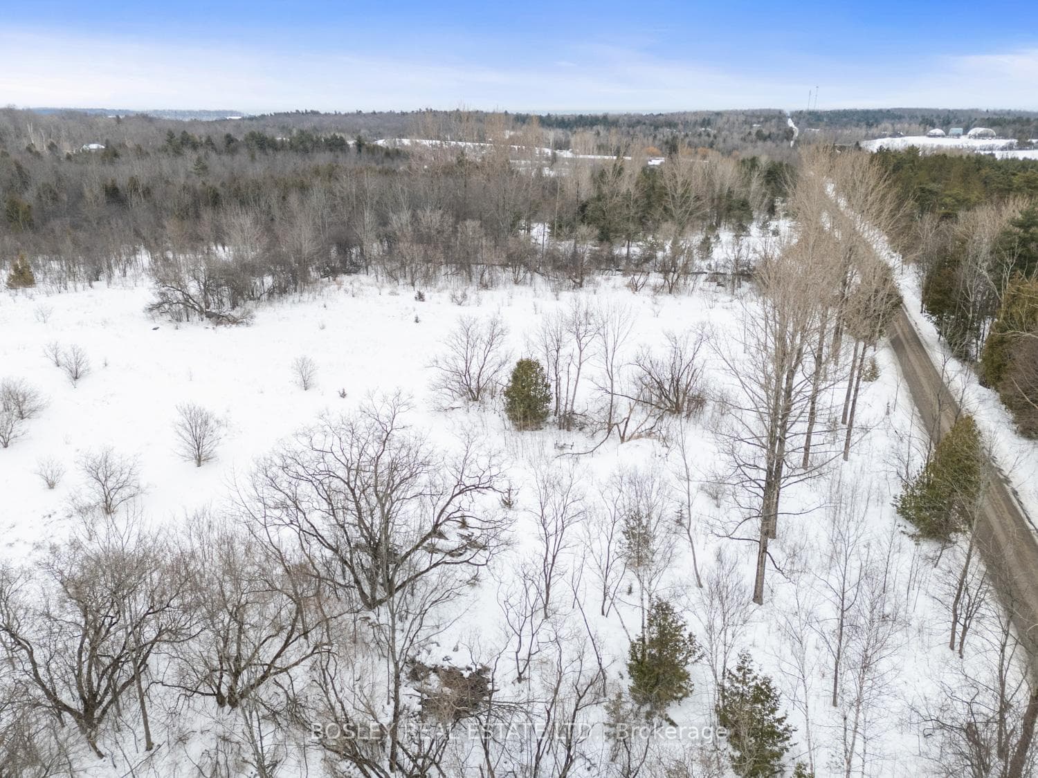 00 Van Luven Road photo 10