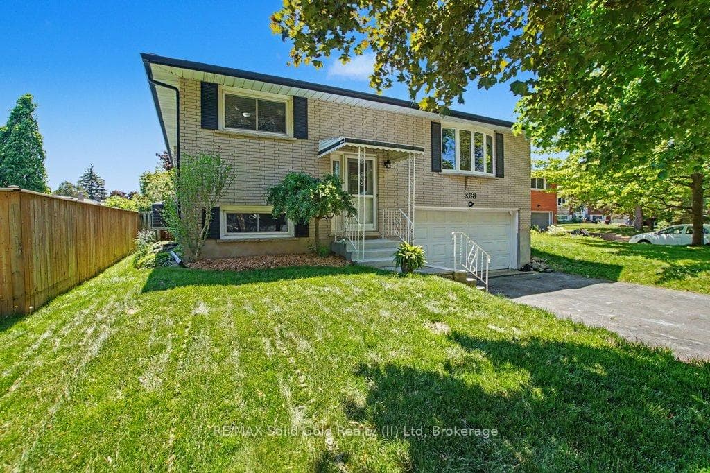 363 Roselawn Place photo 2