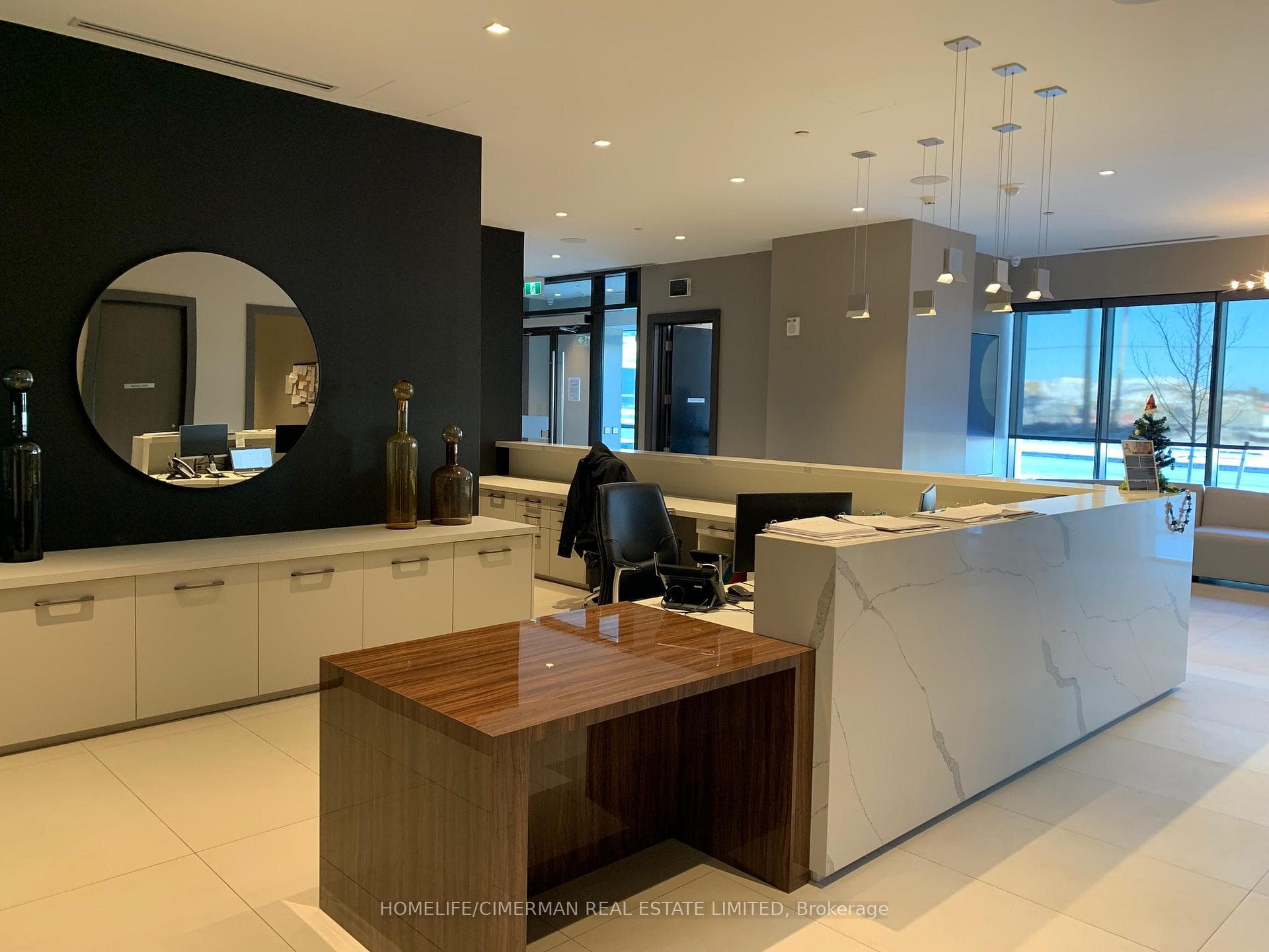 2550 Simcoe Street Unit 1003 photo 17