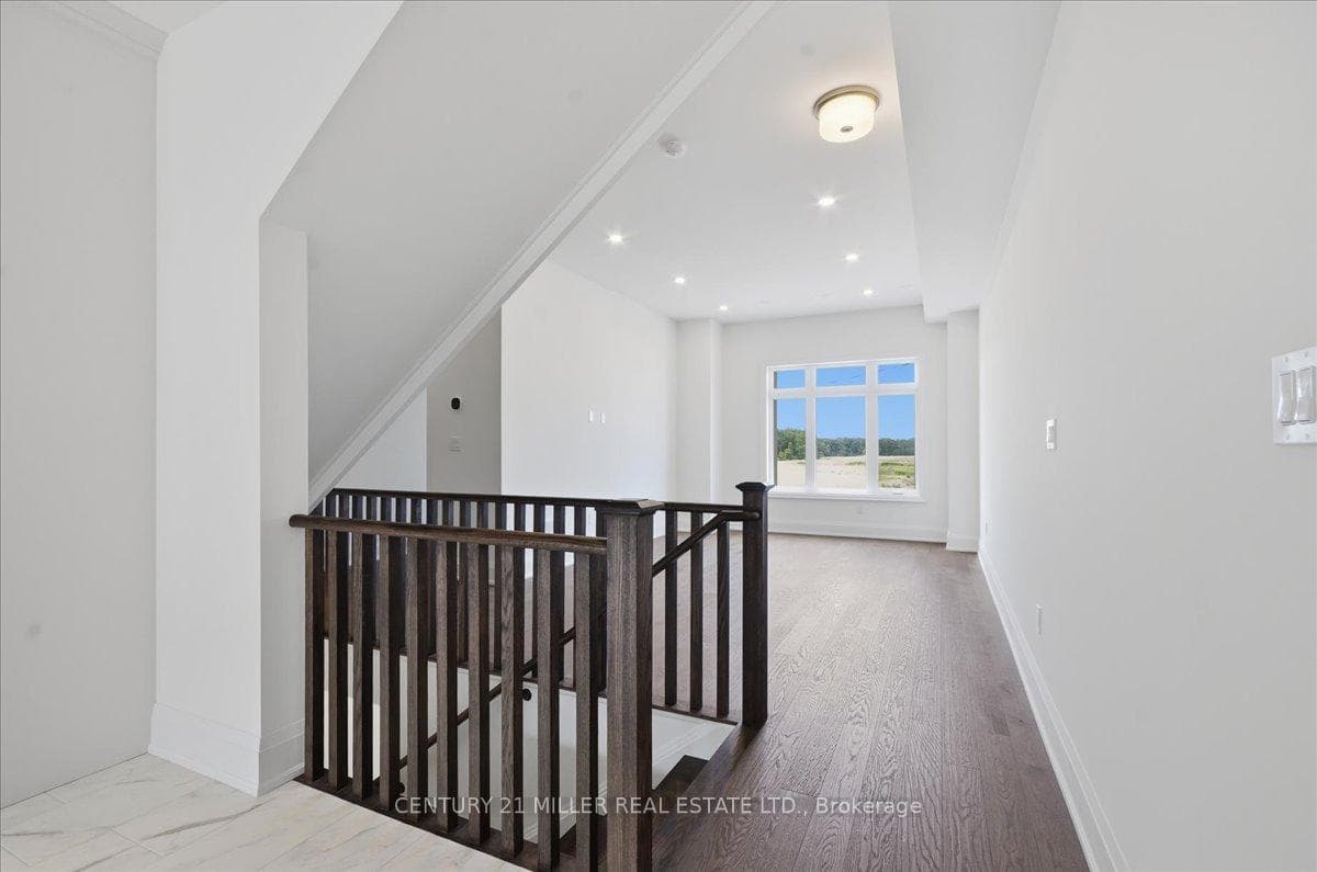 3433 Preserve Drive photo 10