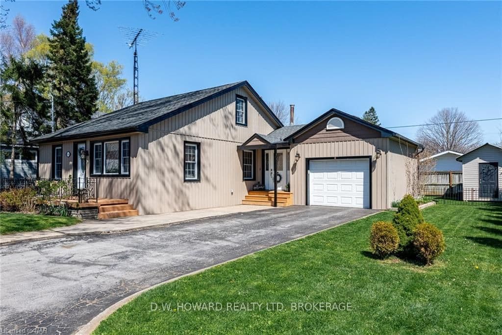 106 BELVIDERE Road photo 2