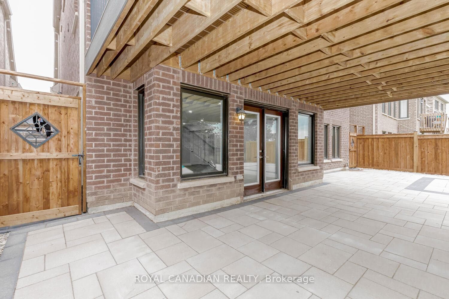 457 Thornborrow Court Unit Lower photo 9