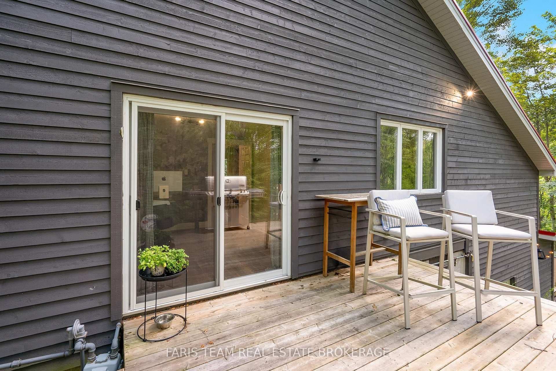 49 Huronwoods Drive photo 33