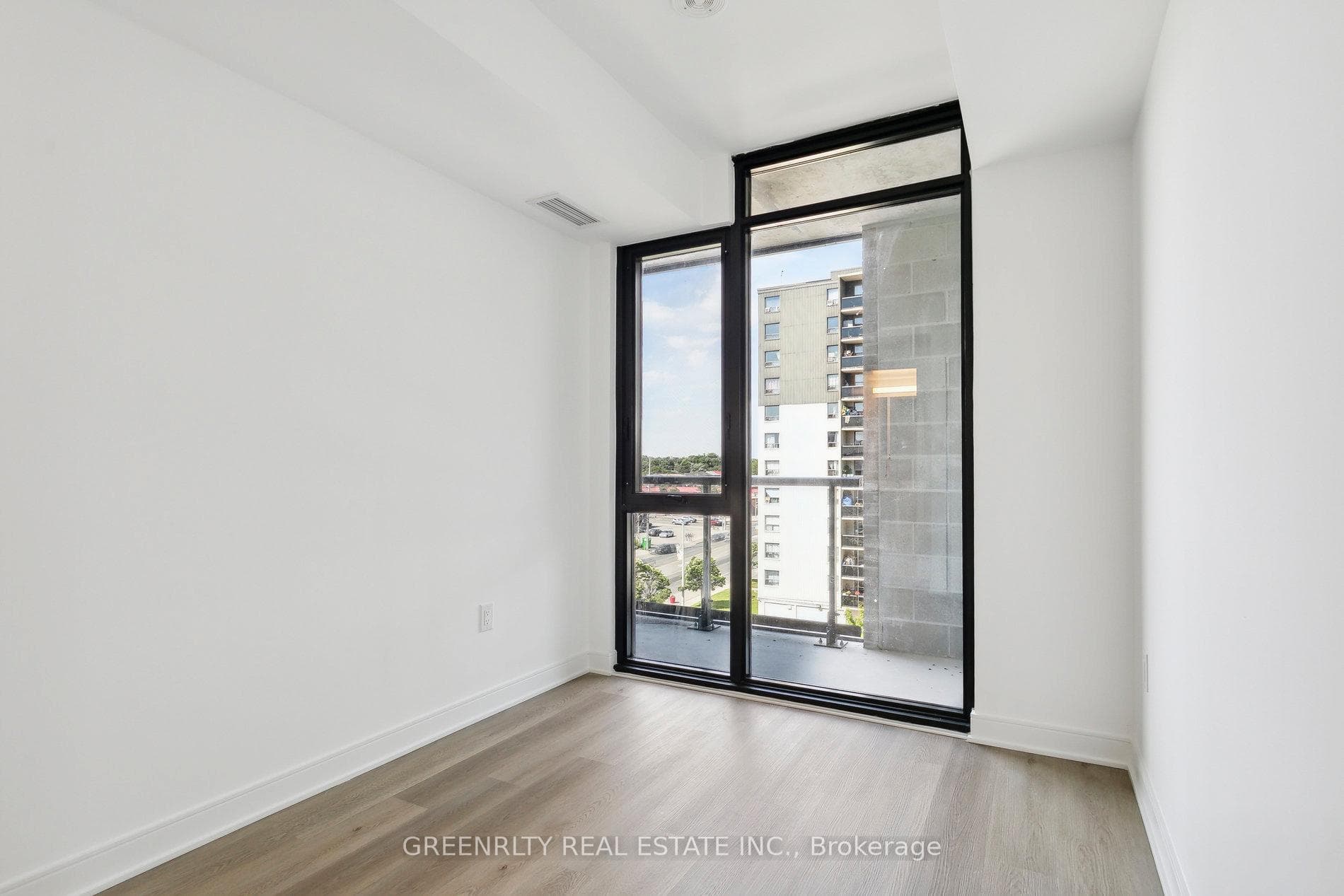86 Dundas Street Unit 511 photo 29