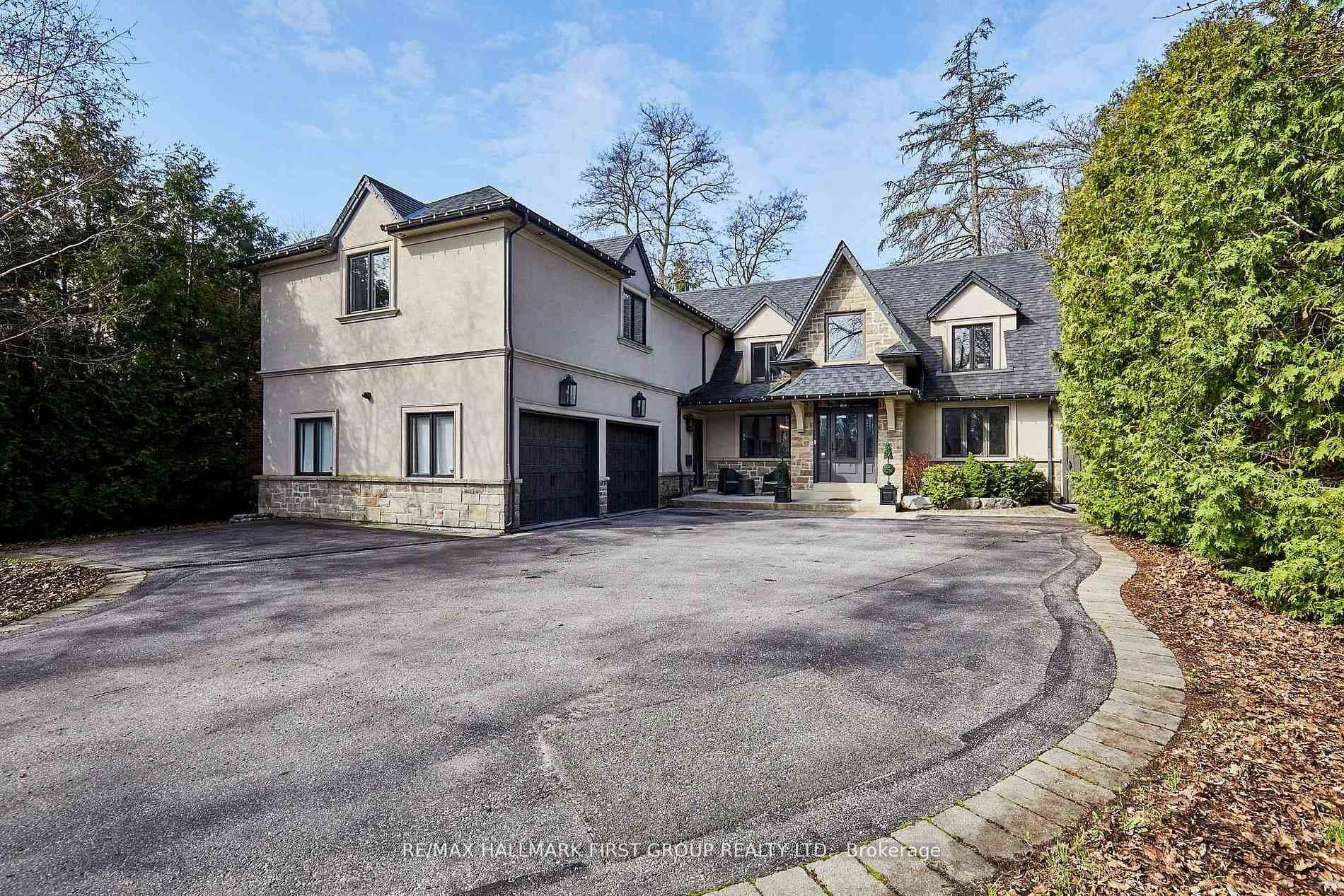 1434 Rougemount Drive photo 4