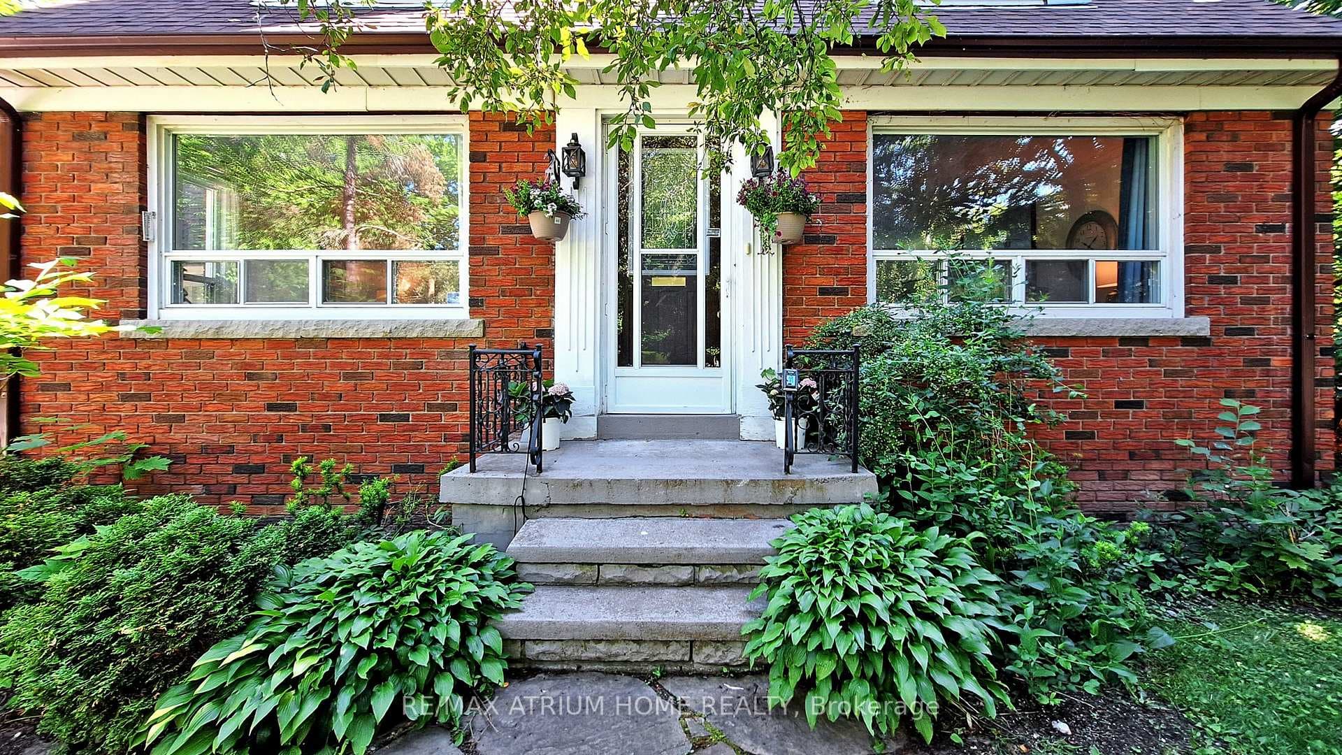 53 Pine Ridge Drive photo 1