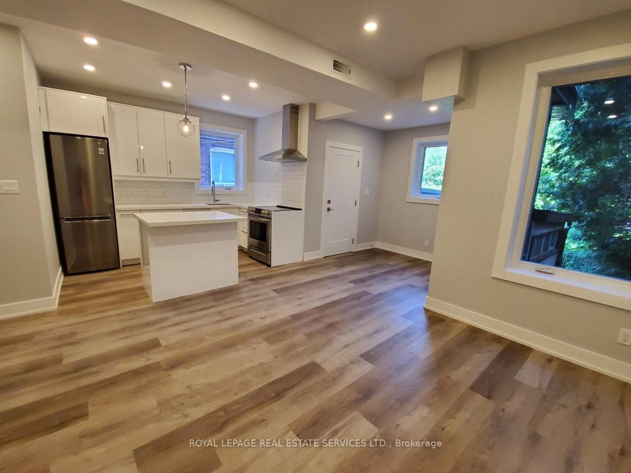 163 High Park Avenue Unit Main photo 2