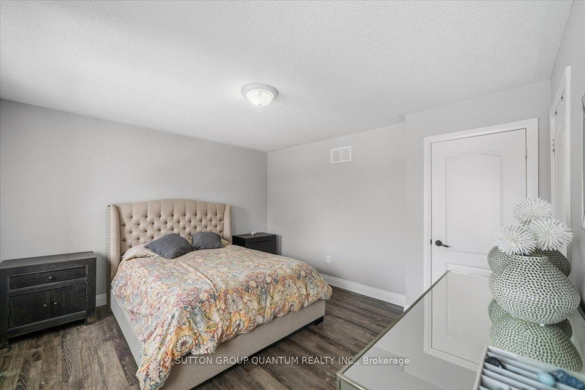 2375 Truscott Drive Unit 2 photo 18