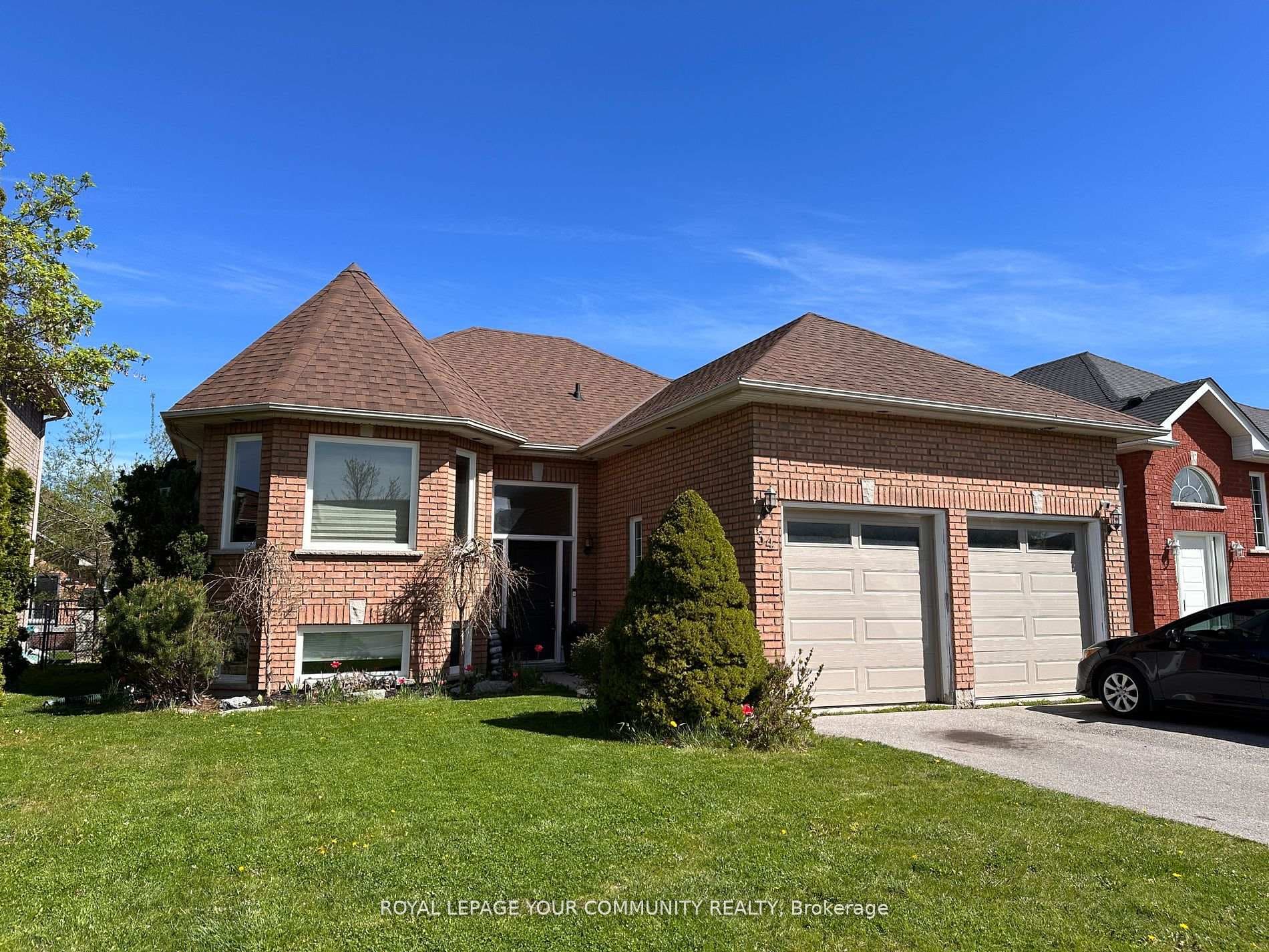 34 Kerfoot Crescent photo 1