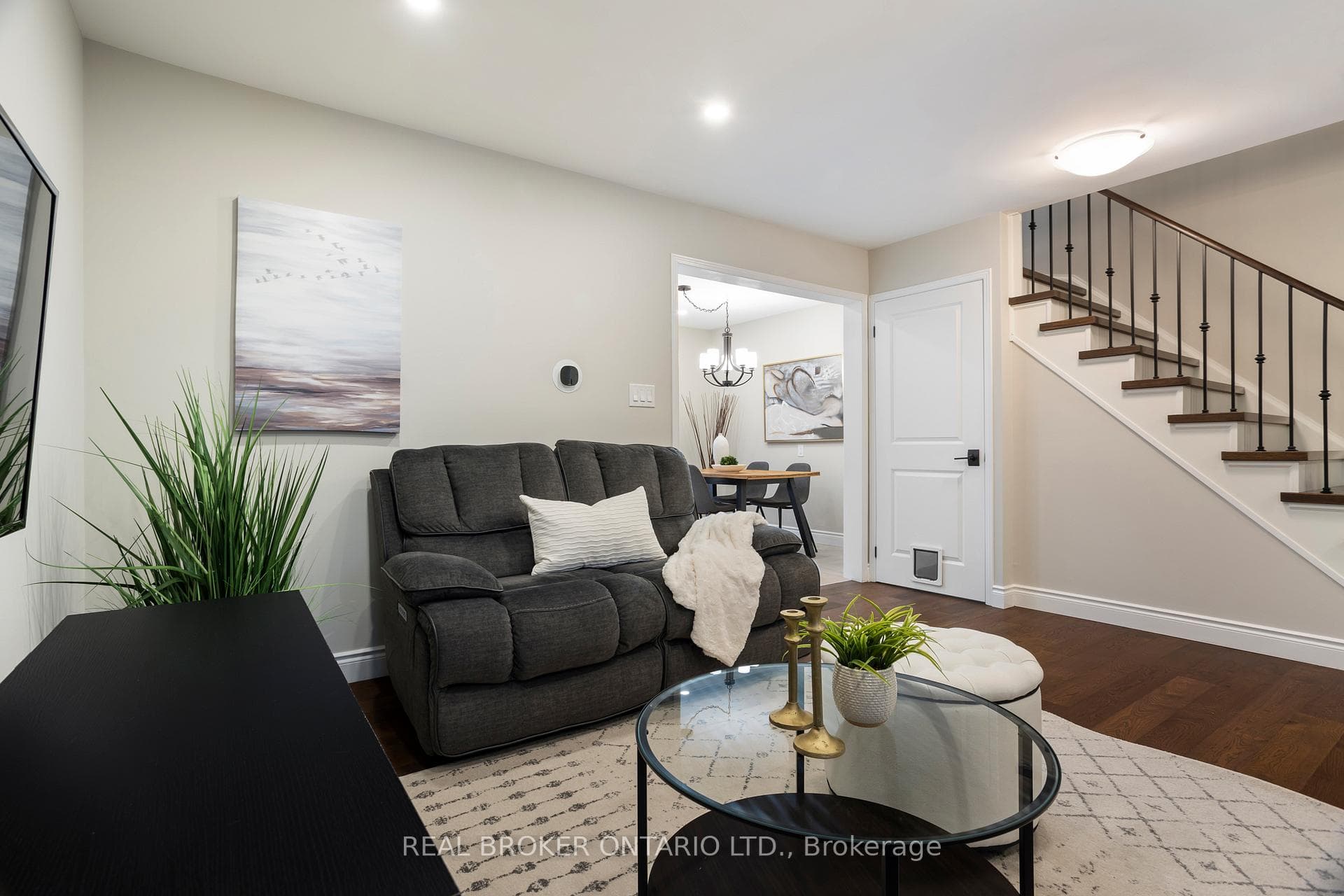 3811 Cedar Hedge Rise photo 13