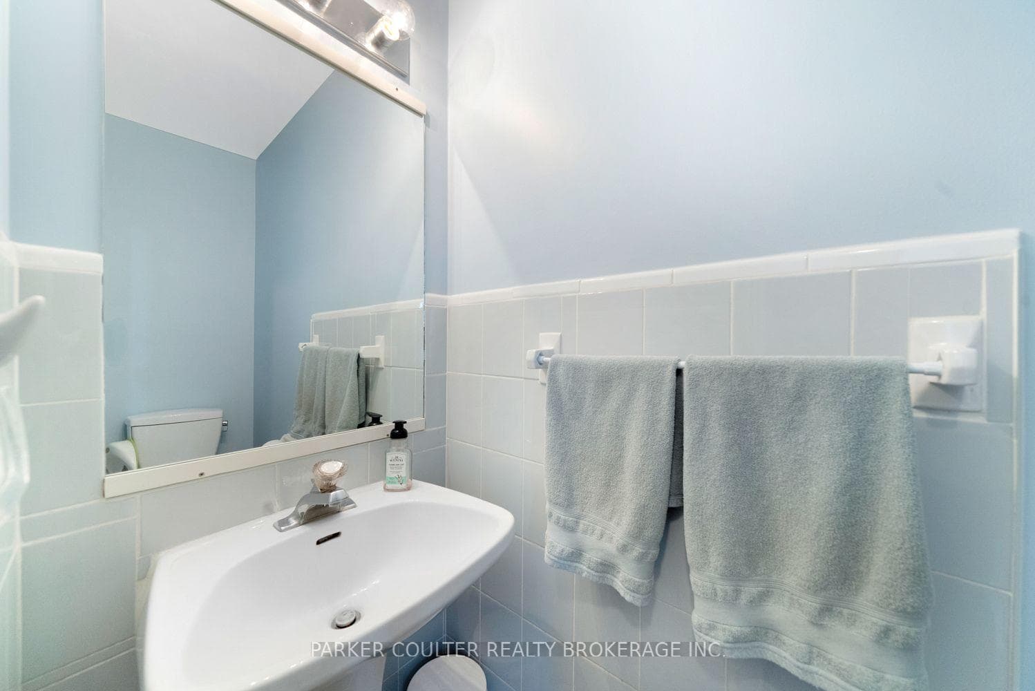24 Hopkins Road photo 23