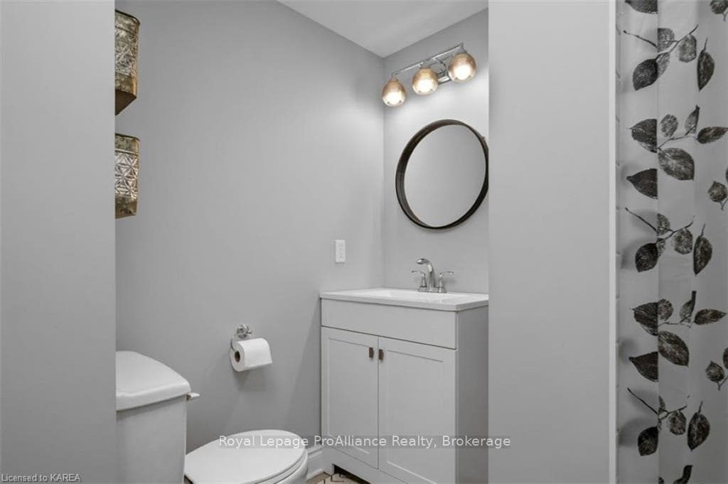 1028 LAWTON Place photo 26