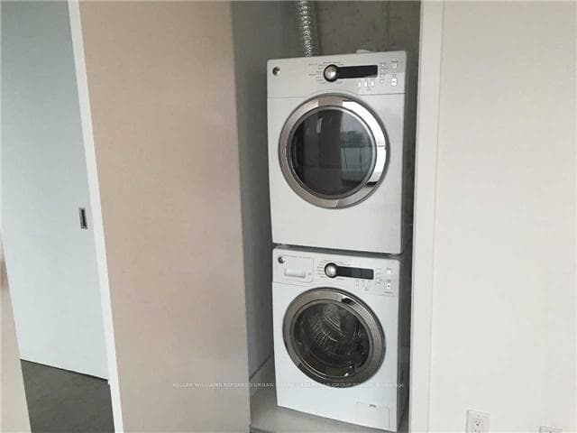 11 Charlotte Street Unit 2005 photo 6