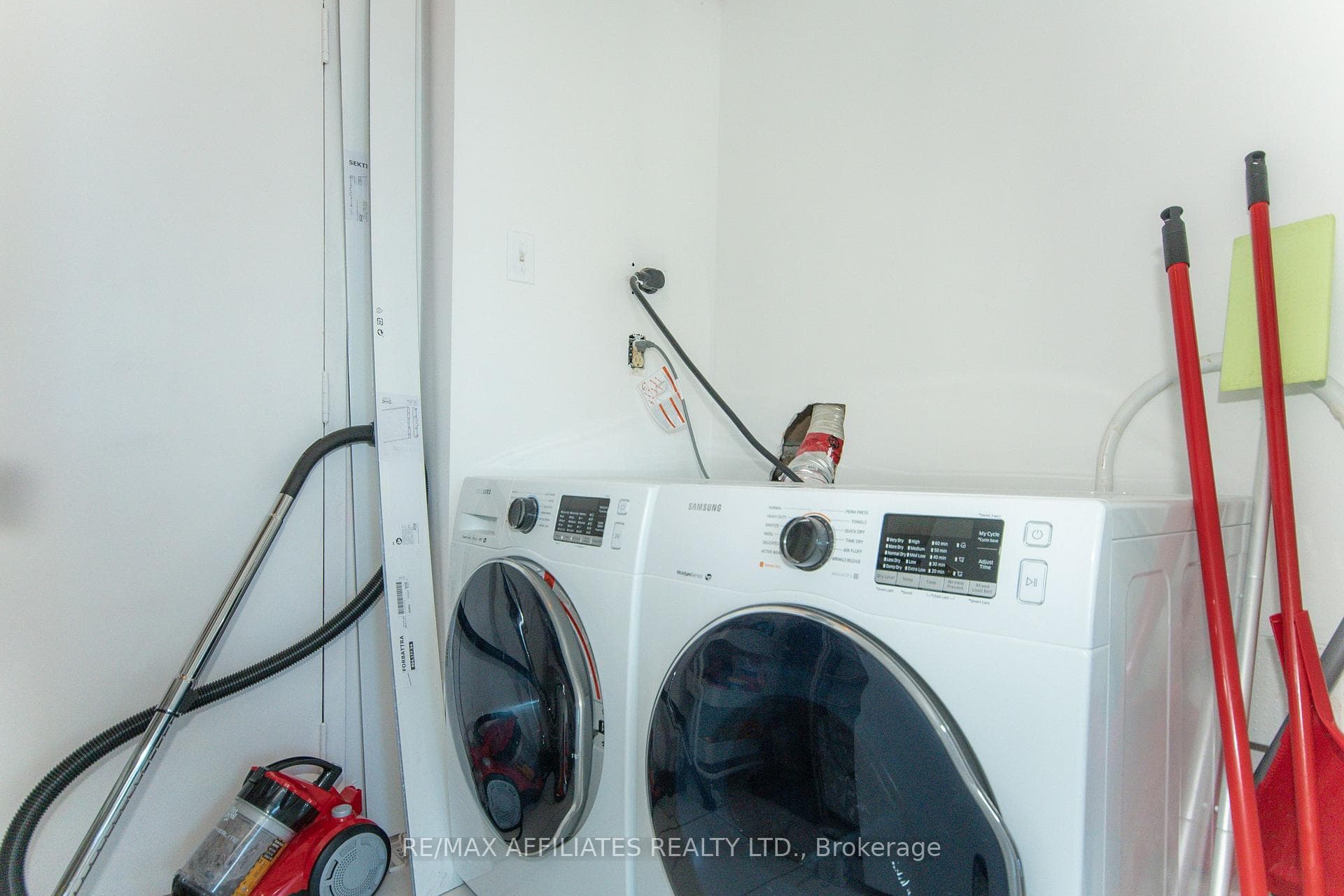 500 Laurier Avenue Unit 2104 photo 27