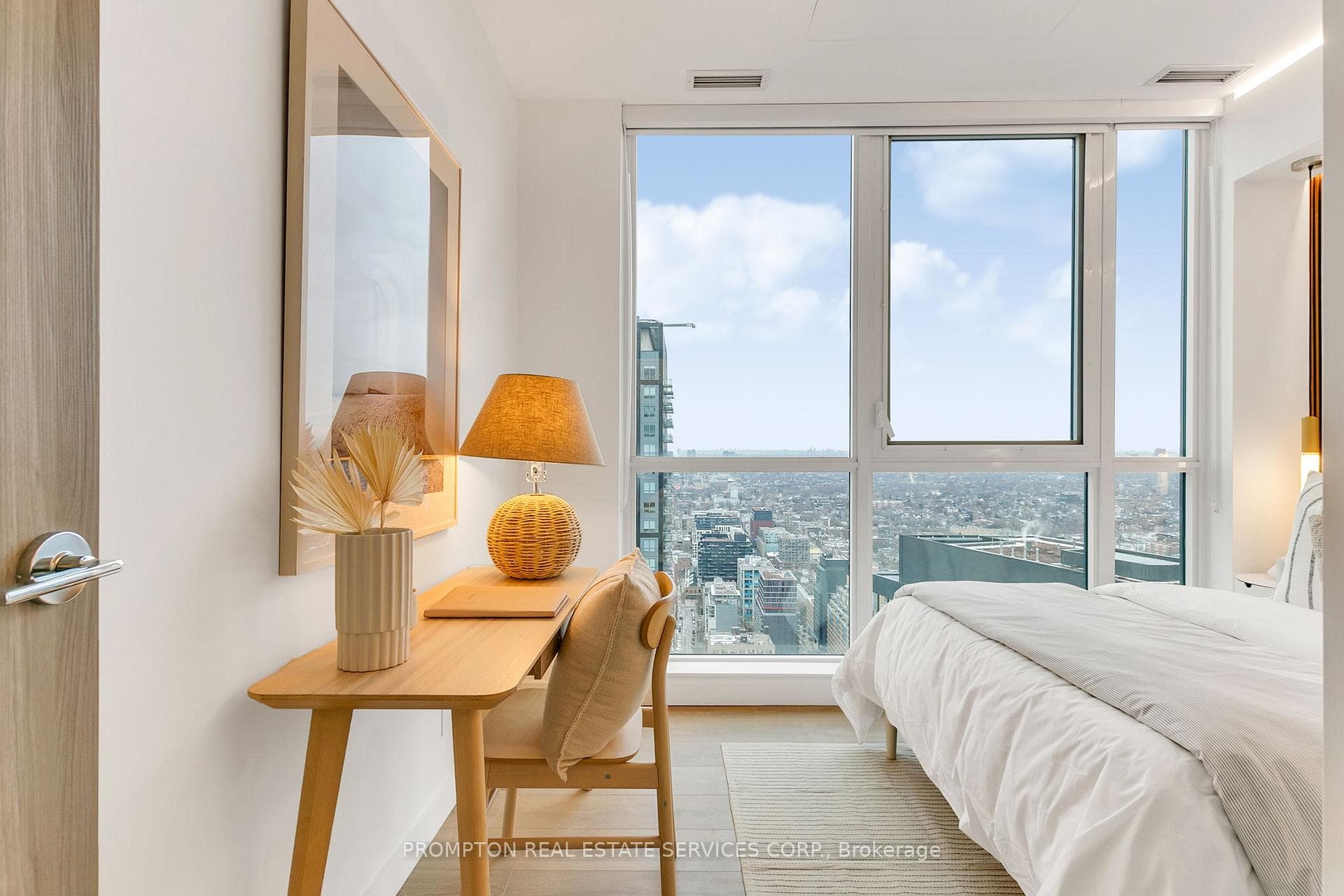 38 Widmer Street Unit PH5109 photo 23