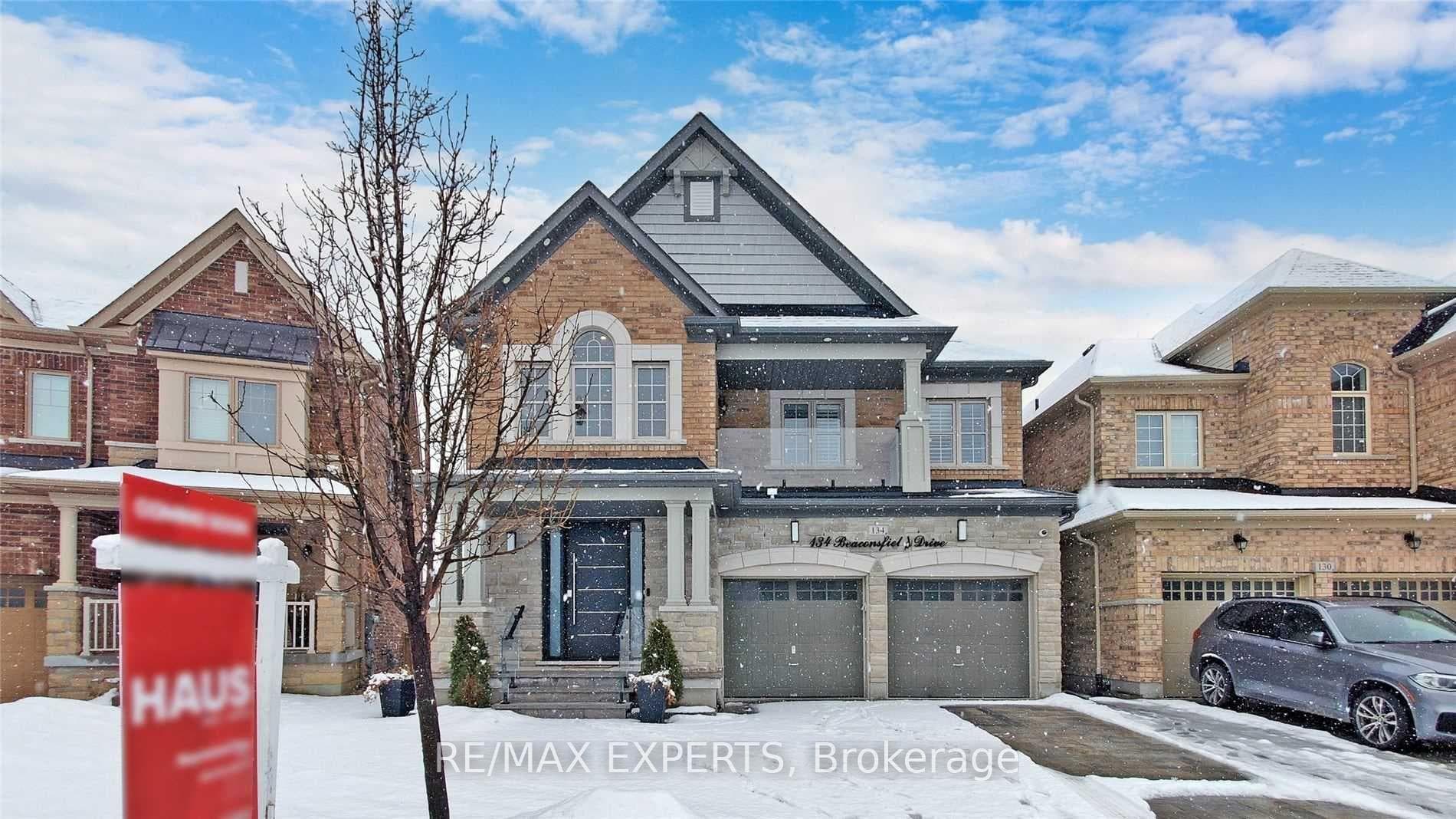 134 Beaconsfield Drive photo 1