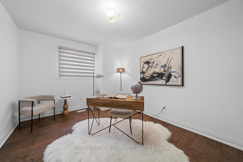 65 Westhampton Drive photo 14