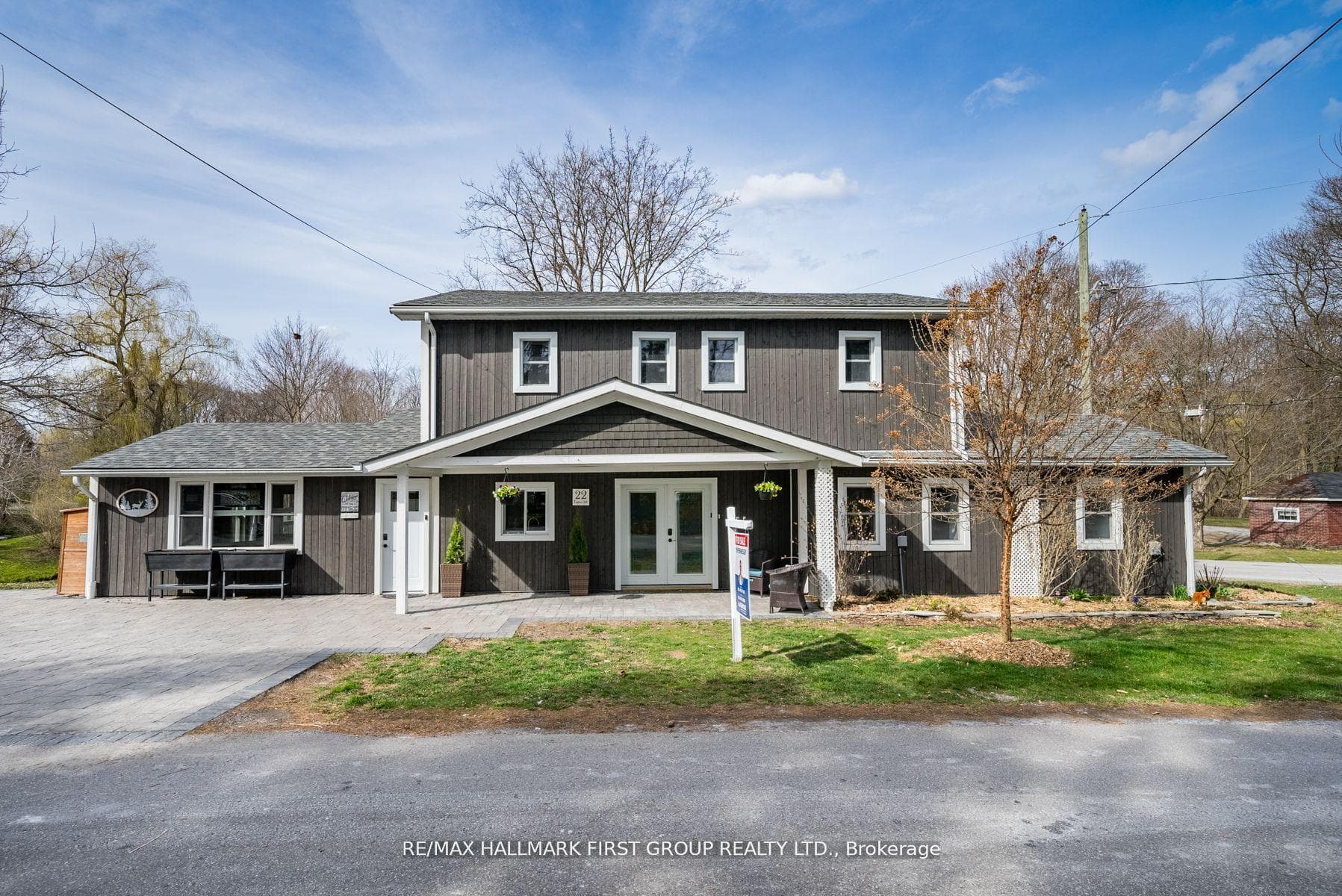 22 Kinsmen Court photo 1
