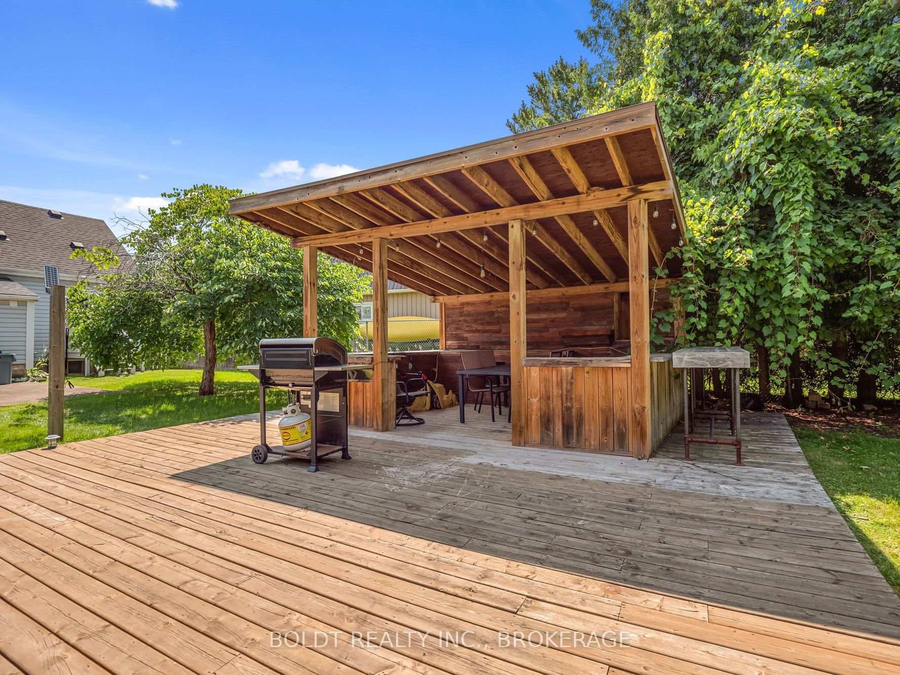 642 PENNER Road photo 25