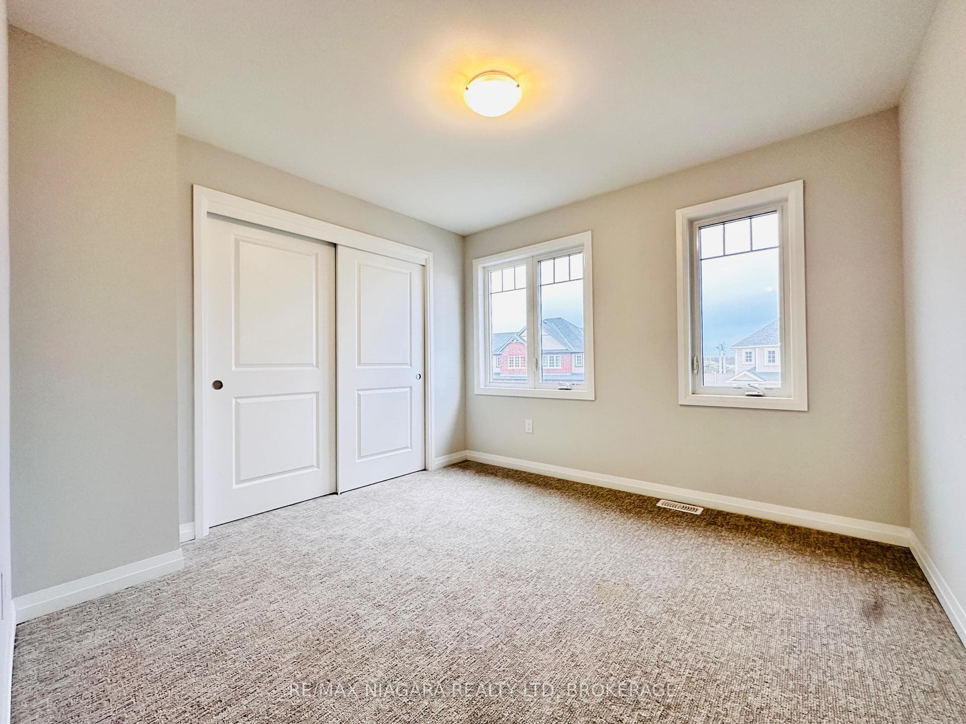 72 Bur Oak Drive photo 23