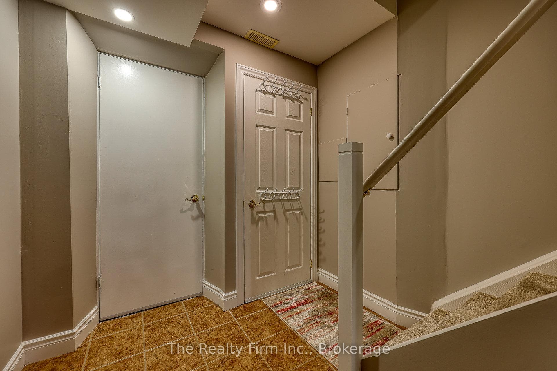 1 Riverview Road photo 40