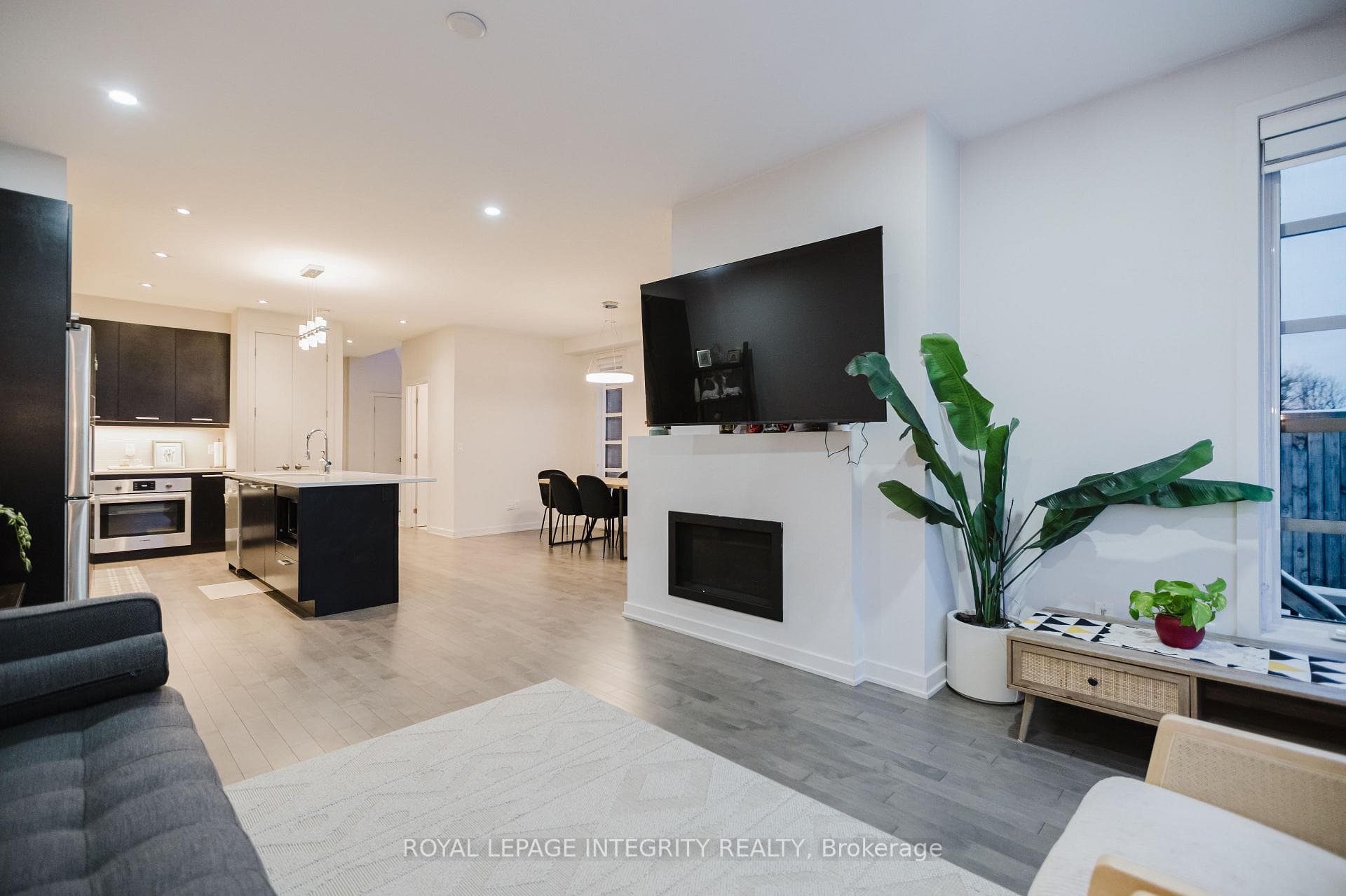 900 Chipping Circle photo 19