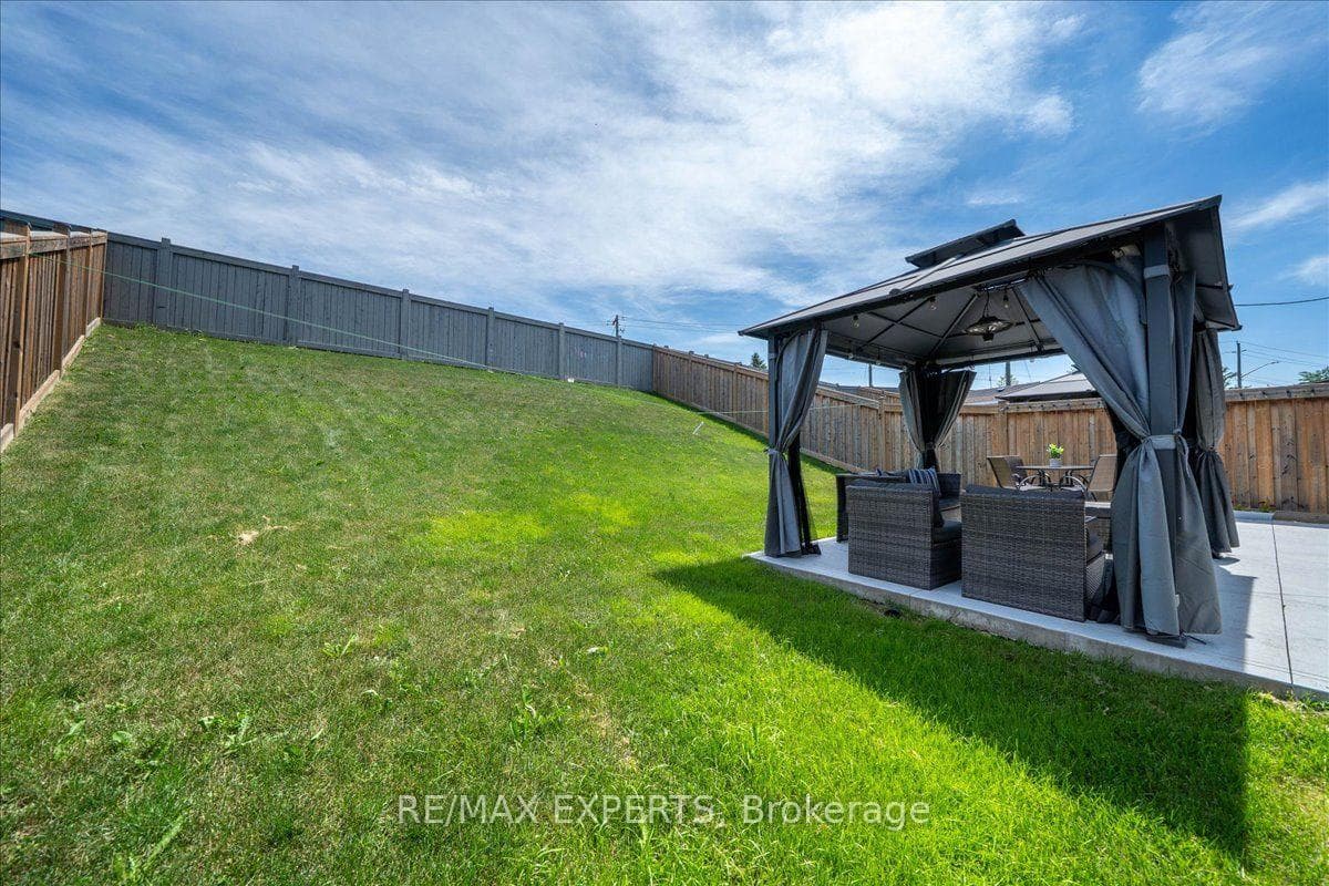 65 Casserley Crescent photo 28
