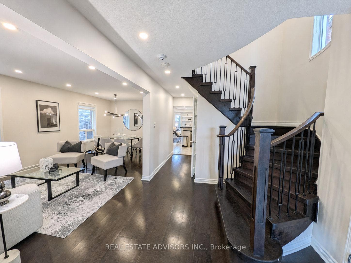 5215 Marblewood Drive photo 4