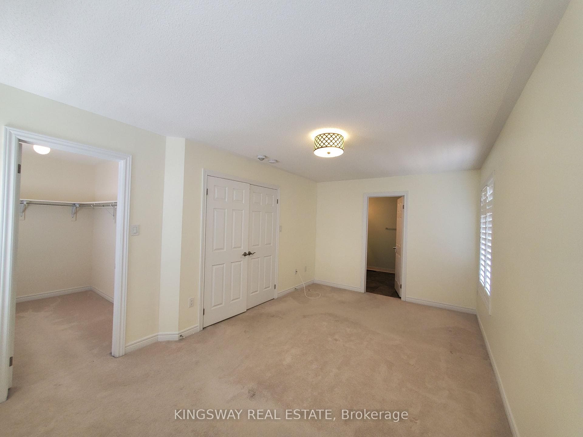 1450 Laurier Avenue photo 15