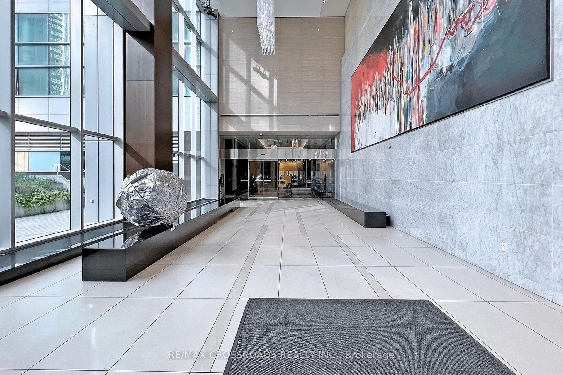 386 Yonge Street Unit 1602 photo 7