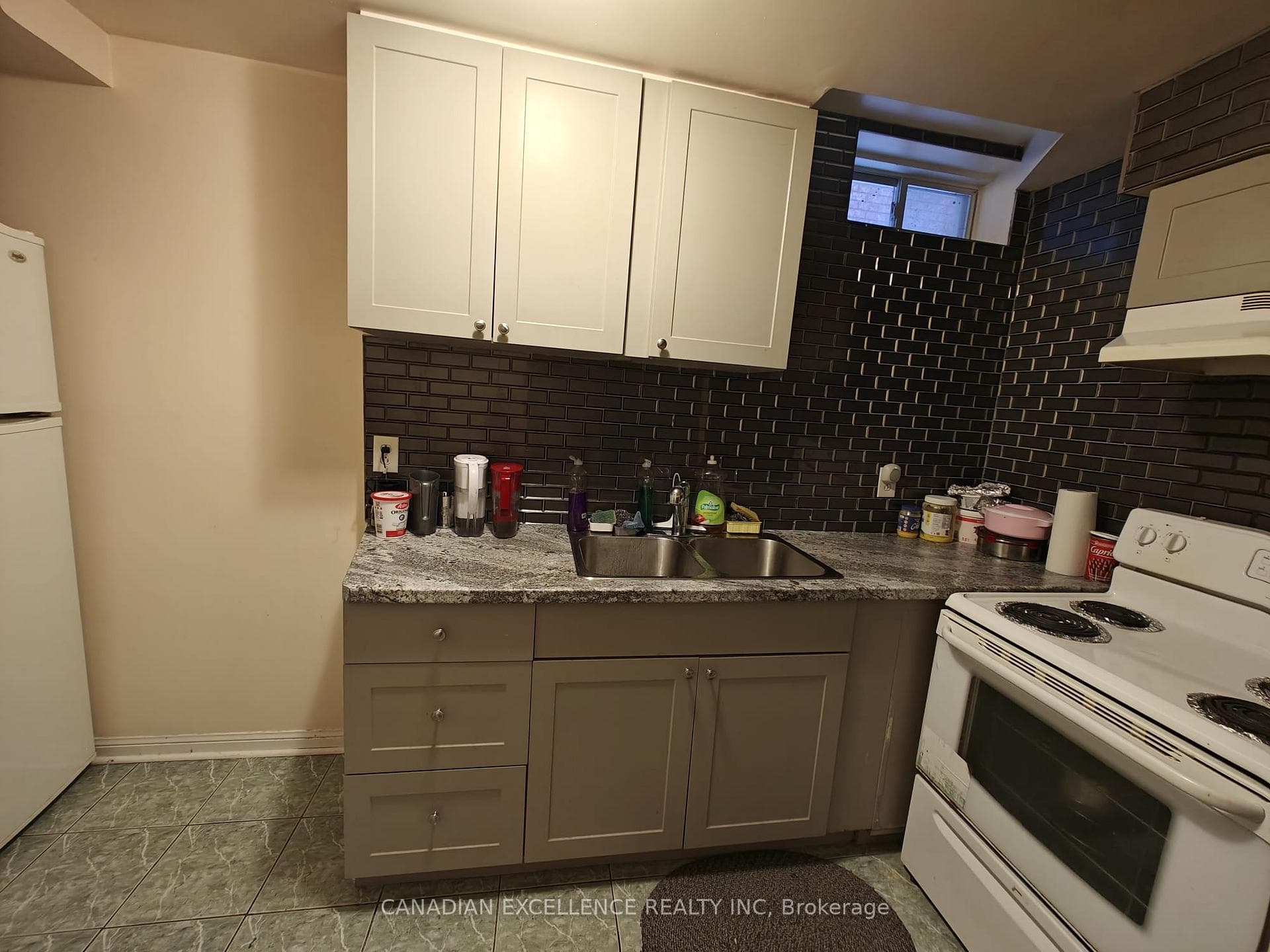 480 FERNFOREST Drive photo 12