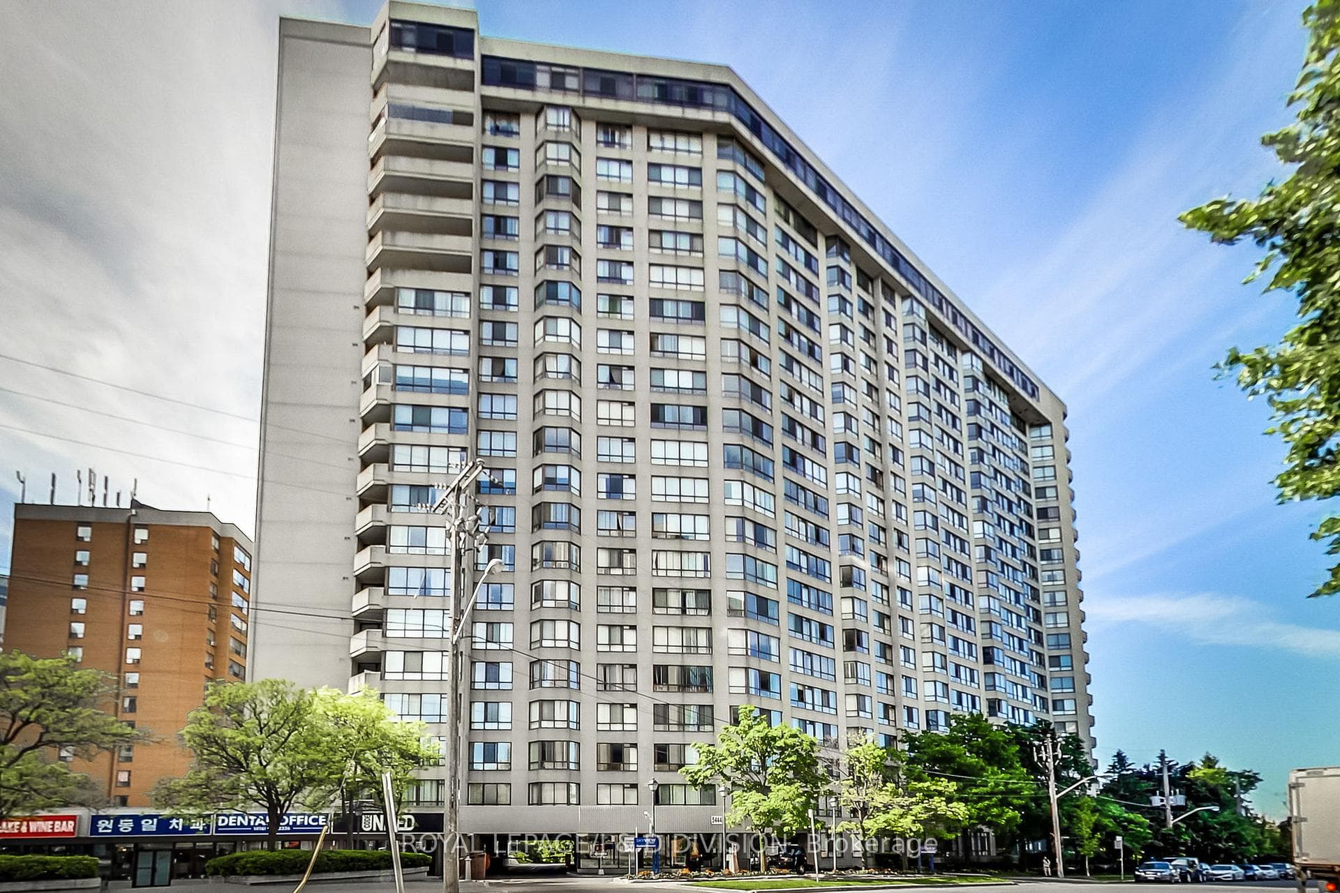 5444 Yonge Street Unit 1001 photo 1