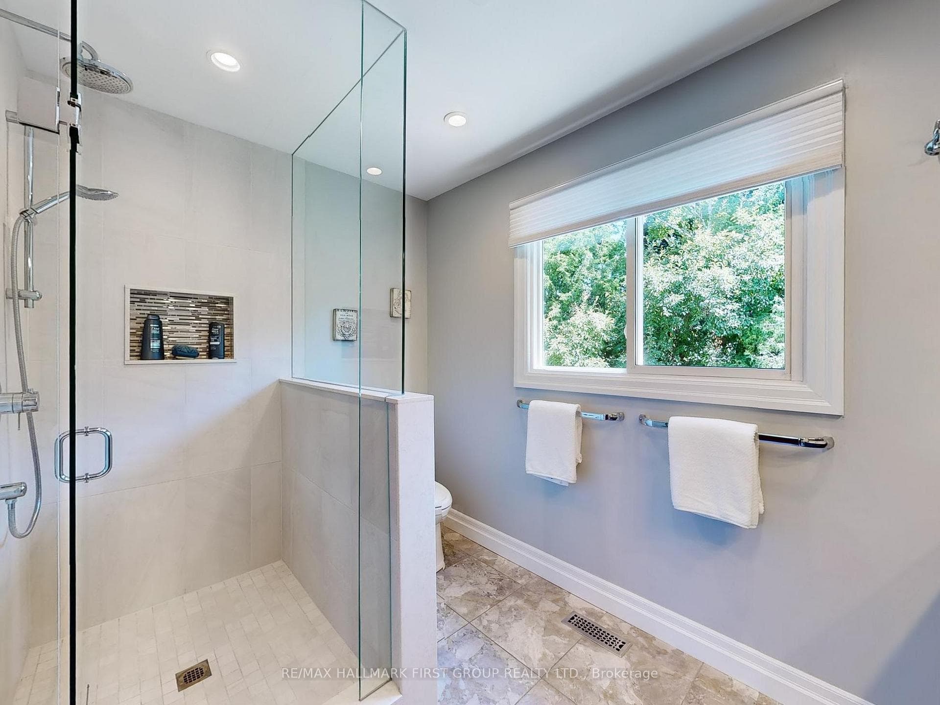 7 Sir Ector Court photo 23