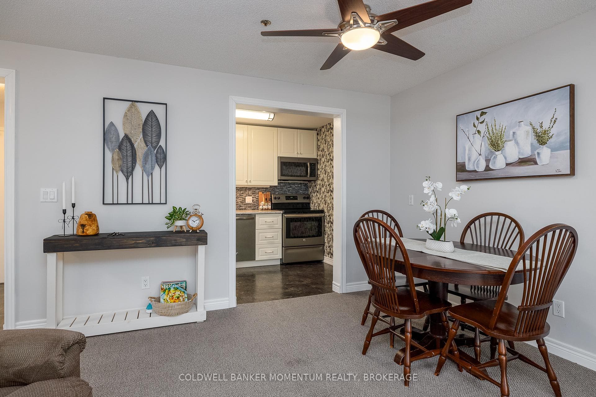 6 NIAGARA Street Unit 206 photo 11