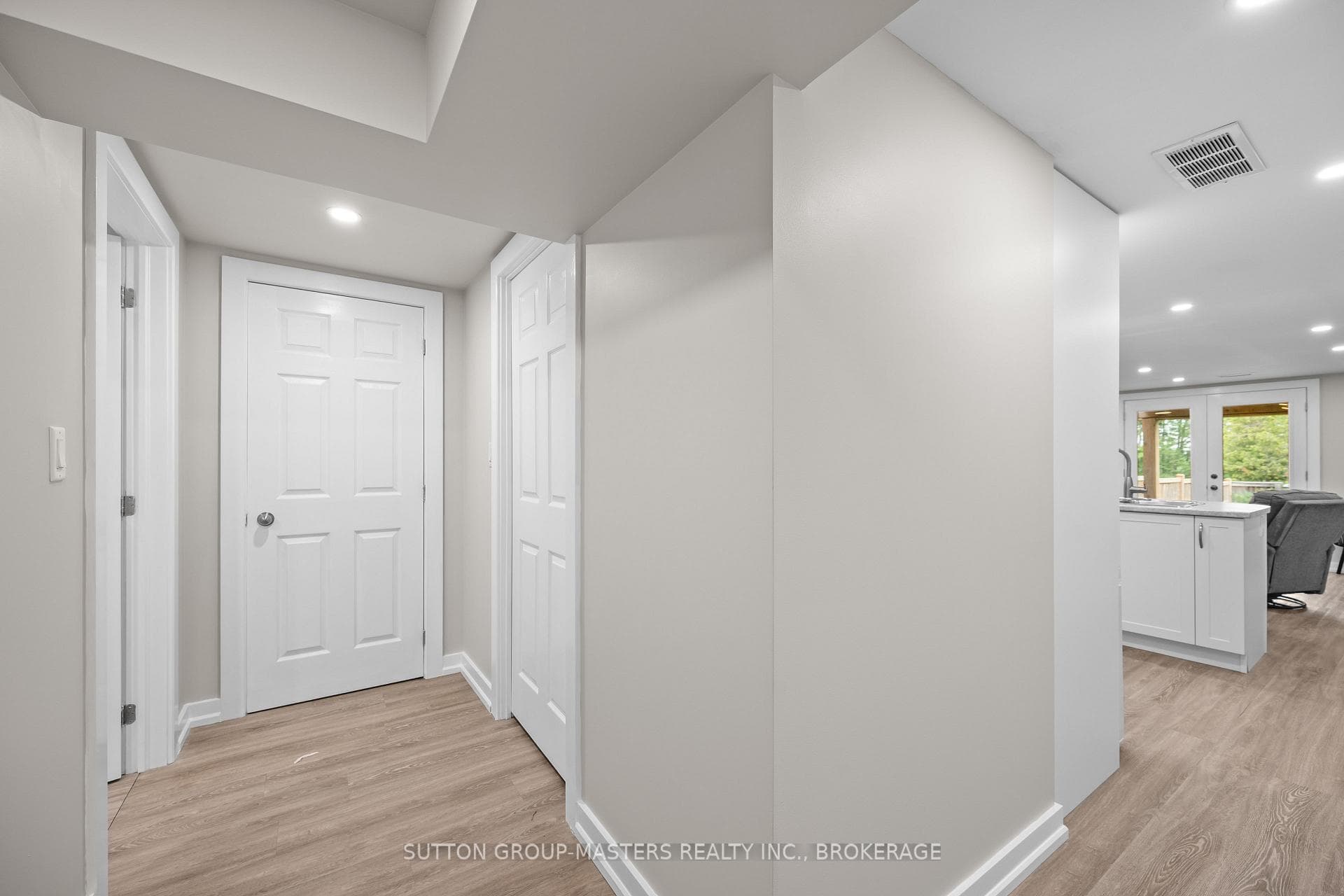1705 Executive Avenue photo 48