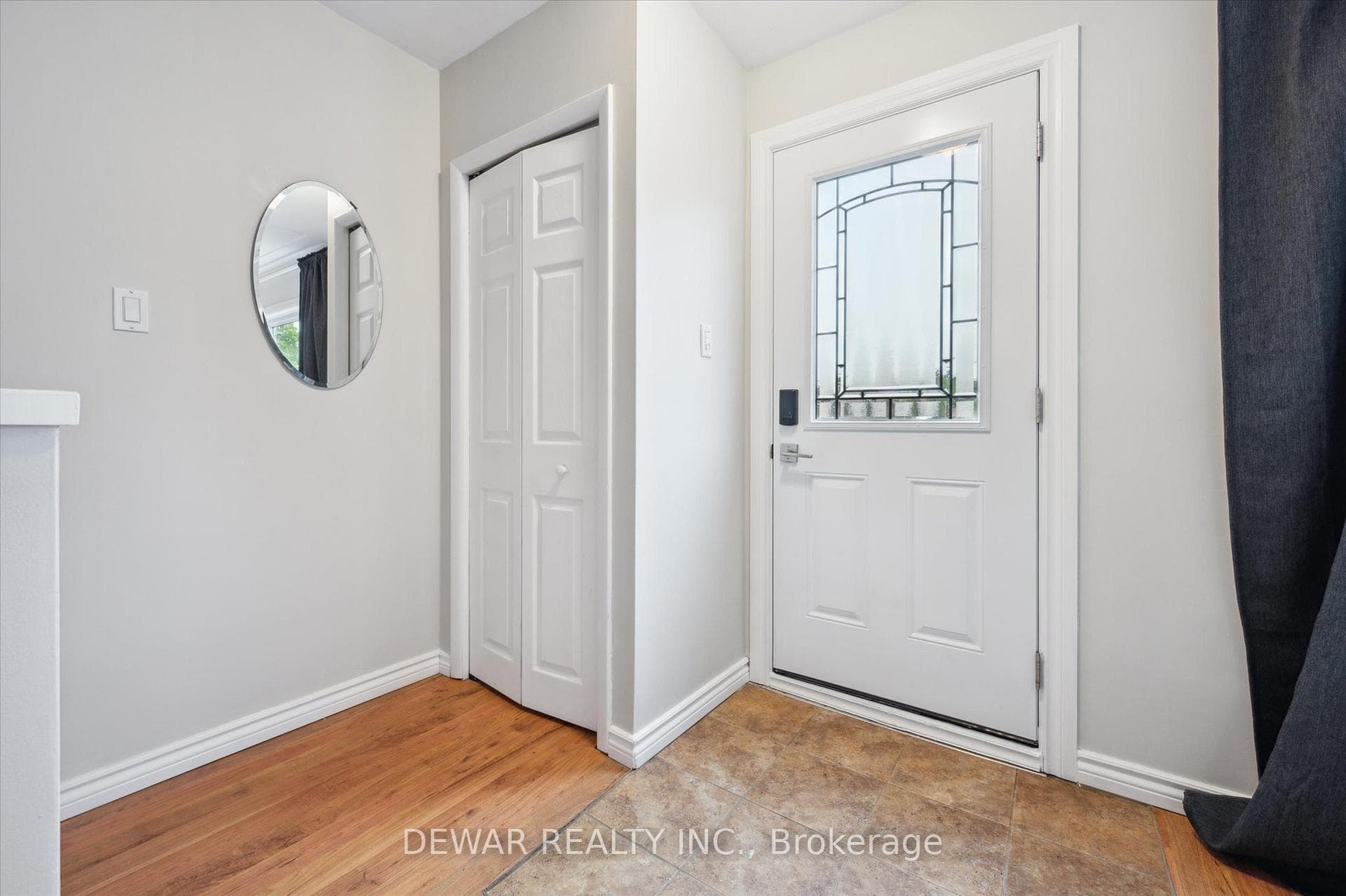274 Erb Street photo 7
