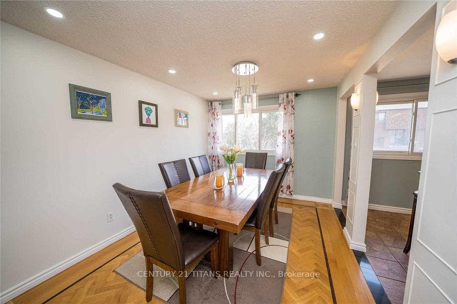 1051 Cedarglen Gate Unit 41 photo 6
