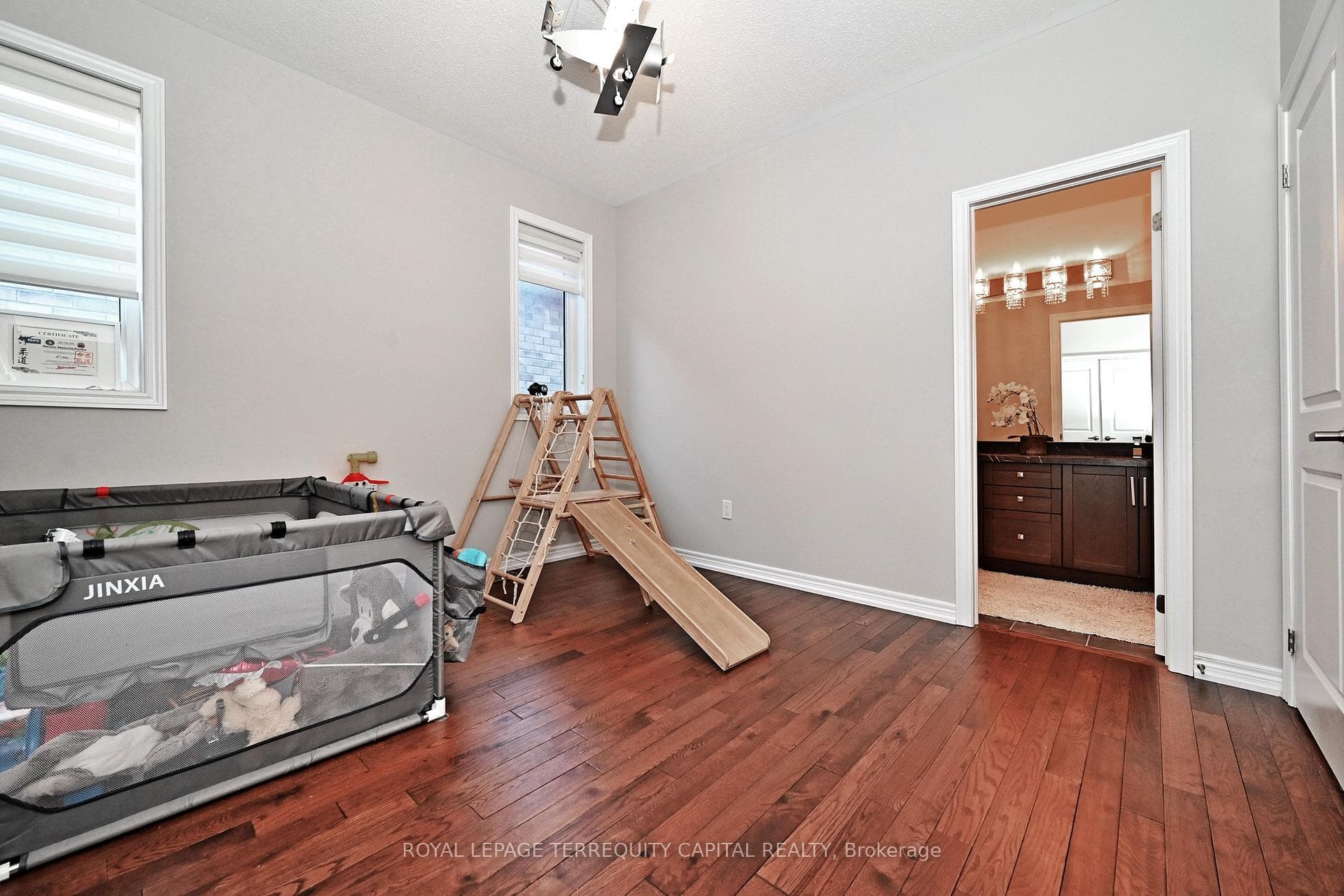 14 Beaconsfield Drive photo 34