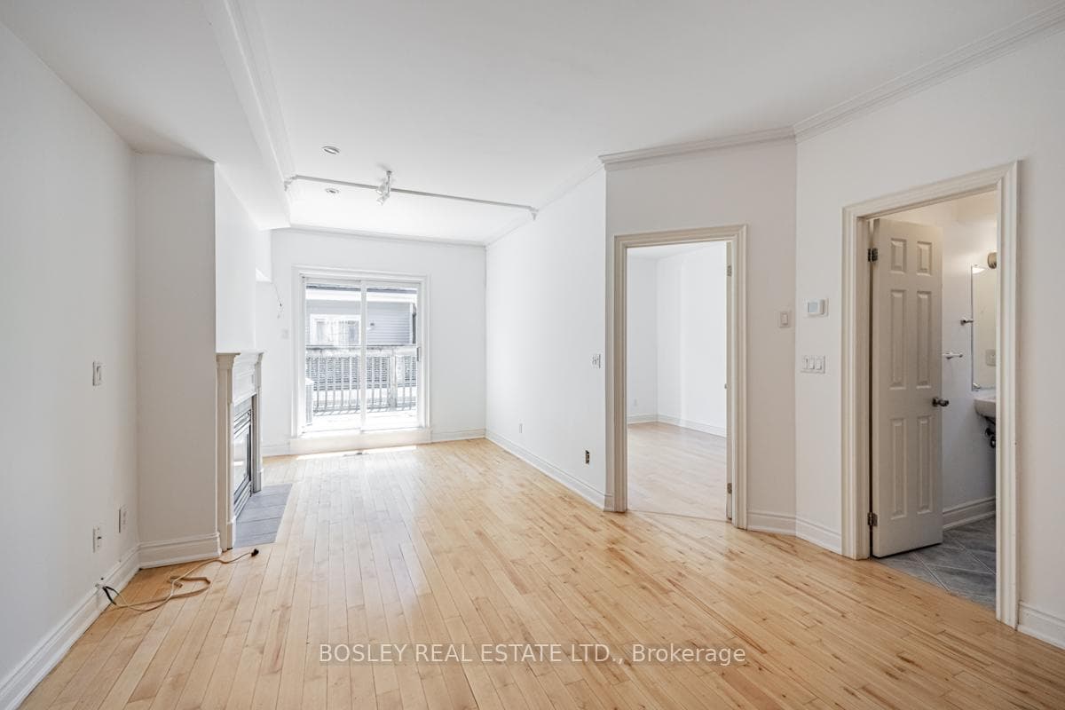 1021 College Street Unit A photo 13