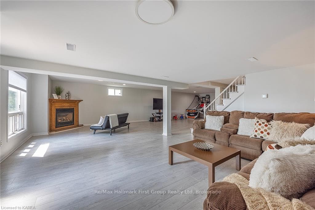 613 FOREST HILL Drive photo 30