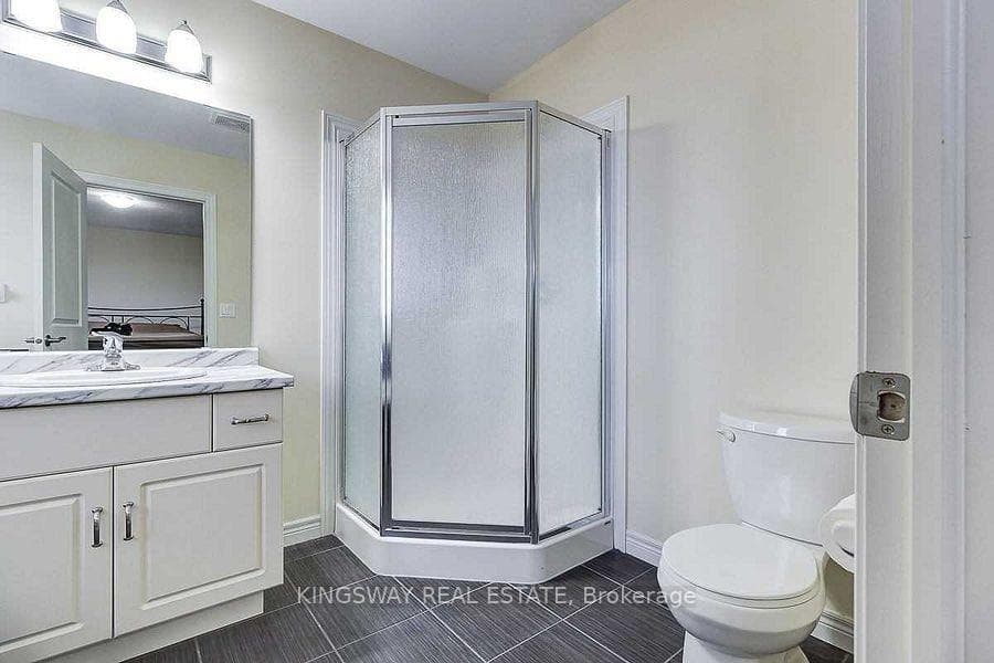 7 Lakelawn Road Unit 5 photo 22