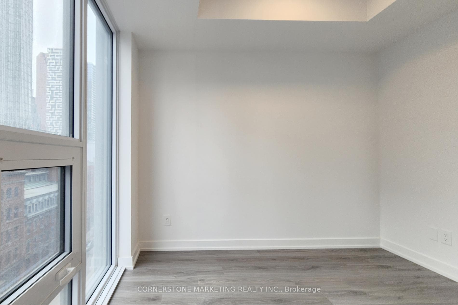 100 Queen Street Unit 808 photo 3