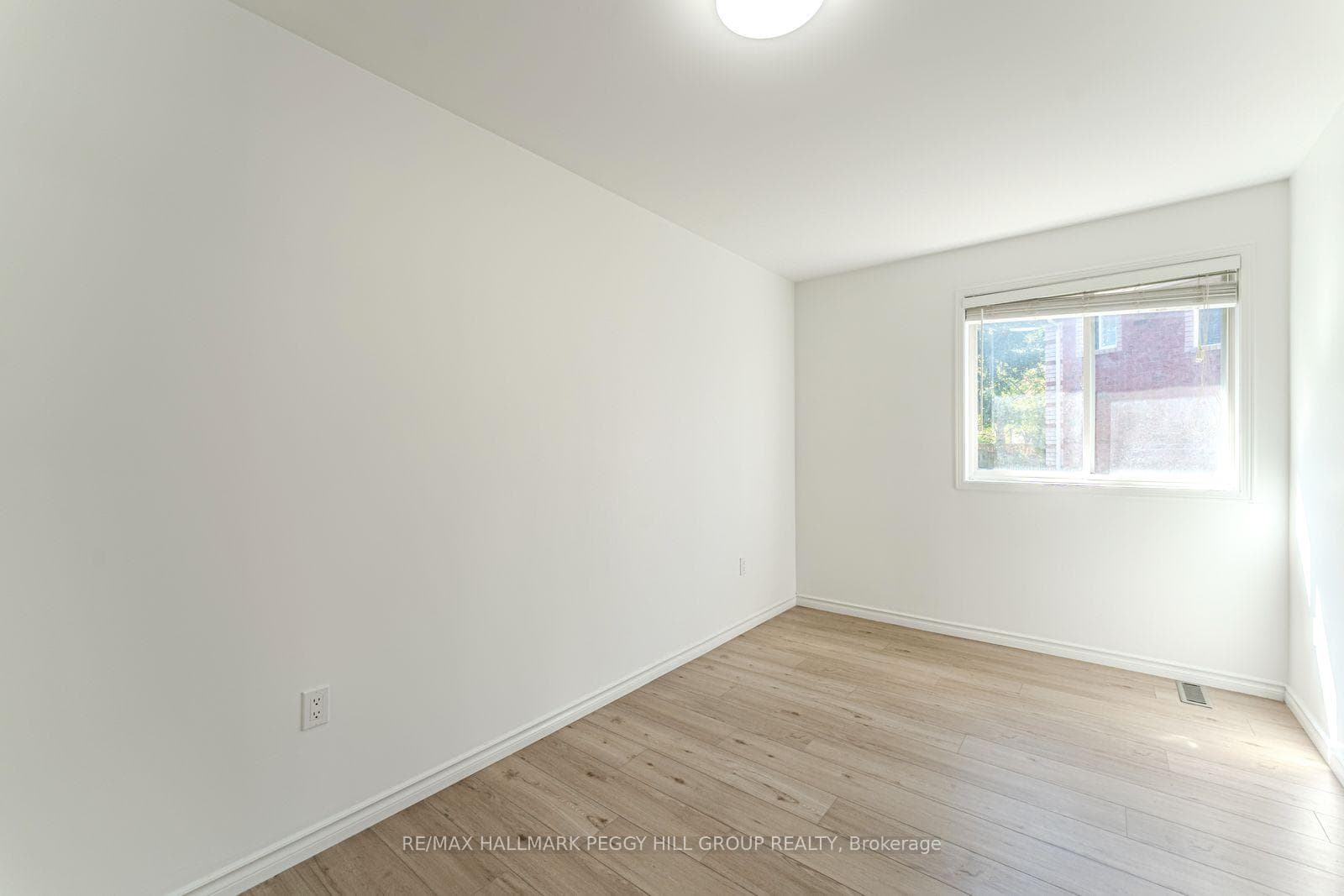9 Kestrel Court Unit Upper photo 9