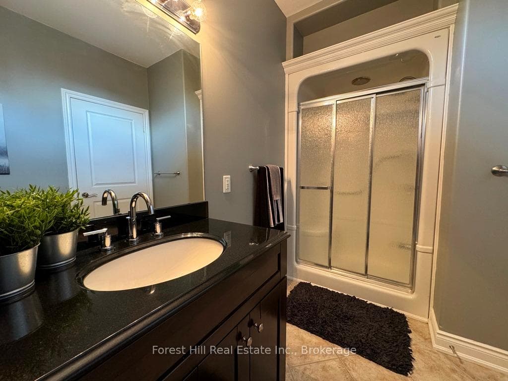38 Webb Circle Unit 6 photo 12